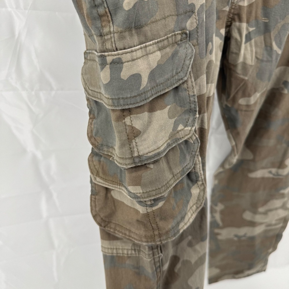 Wrangler Cargo Pants Mens 44x30 Green Camo Five Star Premium Regular Taper NWT - Picture 6 of 12